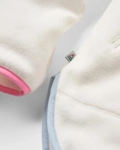 Folksy Recycled Polar Fleece - Egret 26 Folksy Recycled Polar Fleece - Egret -Passenger Clothing Store 056WcJ57BslSb f7pBRM9yE M0lcyuc VWxY0lHsbNg