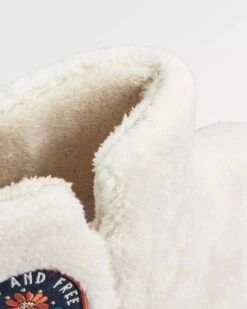 Hideaway Hut Slipper - Vintage White -Passenger Clothing Store 0A0NBhOxMma7ZQcglL0HQvmimTeCVvlGfMx1fOXno28