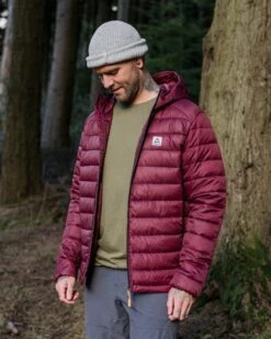 Roamer Recycled 2.0 Insulated Jacket - Wine -Passenger Clothing Store 0aZMVIji5acW8VBABP0C0VgLWwy8TVj5nlD55pI0n6U