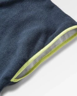 Tulum Recycled Towel Poncho - Charcoal/Abstract Seaweed -Passenger Clothing Store 1 C7awPux45 MyNkxJftI2ik UwyxXhkwjNudq6Qoy8