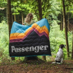 Passenger Clothing Store -Passenger Clothing Store 15 0002 TY37 Lydia Low 39