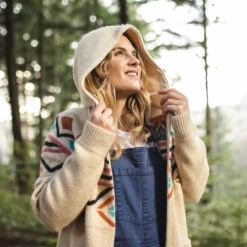 Palumbo Hooded Cardigan - Off White -Passenger Clothing Store 2 0004 TY56 199