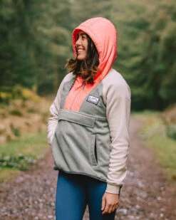 Alexander Recycled Polar Hooded Fleece - Pistachio -Passenger Clothing Store 2 0006 TY98 PT1 22