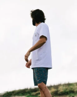 Heritage Recycled Relaxed Fit T-Shirt - White -Passenger Clothing Store 2 0010 20230301 PassengerOahu BZ9 8100