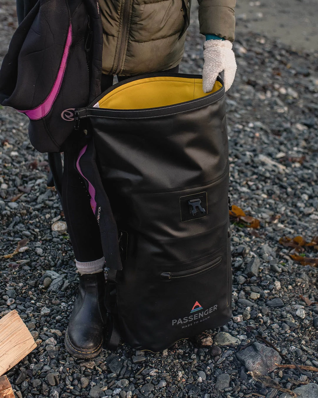 Tide 25L Recycled Dry Bag Backpack - Black 5 Tide 25L Recycled Dry Bag Backpack - Black - Image 3