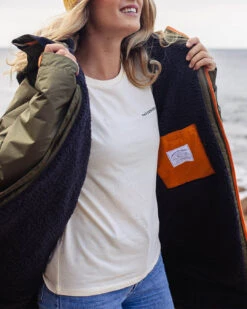 Roaming Recycled Sherpa Lined Changing Robe - Black/ Khaki 20 Roaming Recycled Sherpa Lined Changing Robe - Black/ Khaki -Passenger Clothing Store 3 0021 TY84 18