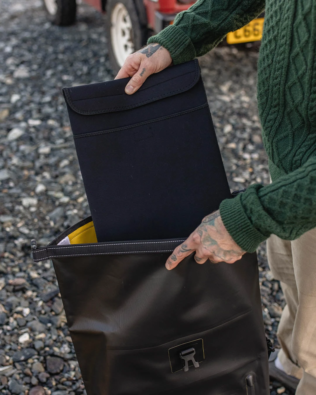 Tide 25L Recycled Dry Bag Backpack - Black 15 Tide 25L Recycled Dry Bag Backpack - Black - Image 13