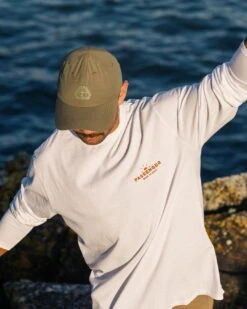 Roam Free Recycled Cotton LS T-Shirt - White -Passenger Clothing Store 4a2yBEVFGdauOygguSvaX ny2nEalgtguY lPITtkGM