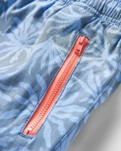 Way Out Elasticated Waist Organic Hybrid Short - Seaweed Blue Steel -Passenger Clothing Store 57BjKr8t9hfpiOnV3VlcrW1yp3nYC2tIu O2jDqVJo4