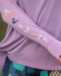 Lotus Recycled Active LS Top - Lilac -Passenger Clothing Store 6GIiq3CpoTsLs9bE7q0vo nzrvLWv65JsjfqrL059mk