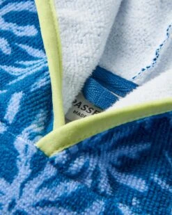 Tulum Recycled Towel Poncho - Seaweed Blue Steel -Passenger Clothing Store 7SwvSzQ2ZRruf50lpM n85lkI2xNndrV8Te70g4DfcU