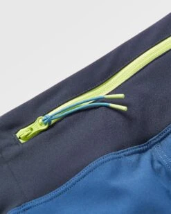 Roundtrip Trail Short - Dark Denim -Passenger Clothing Store 8SiGyPNsaekZku8NpNTkoPloOeZq6I79ADwmwuKbN6A