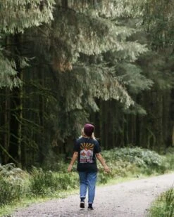 Roam Wild Recycled T-Shirt - Black -Passenger Clothing Store 8oiTNCtvWtBskMnm UxAg3MEA o7fQyAGX7JX0Sq3u4