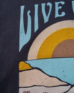 Live Wild Recycled Cotton T-Shirt - Black -Passenger Clothing Store 9YnW1j1R9Rbs TjO1PNG0preeFRKNPbd R2Sk8beQ0I