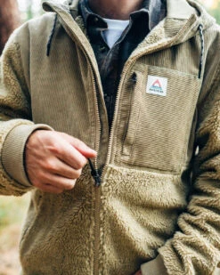 Adventure Recycled Deep-Pile Sherpa Fleece - Biscuit -Passenger Clothing Store 9 0007 20221011 Passenger F22 BZ9 7637