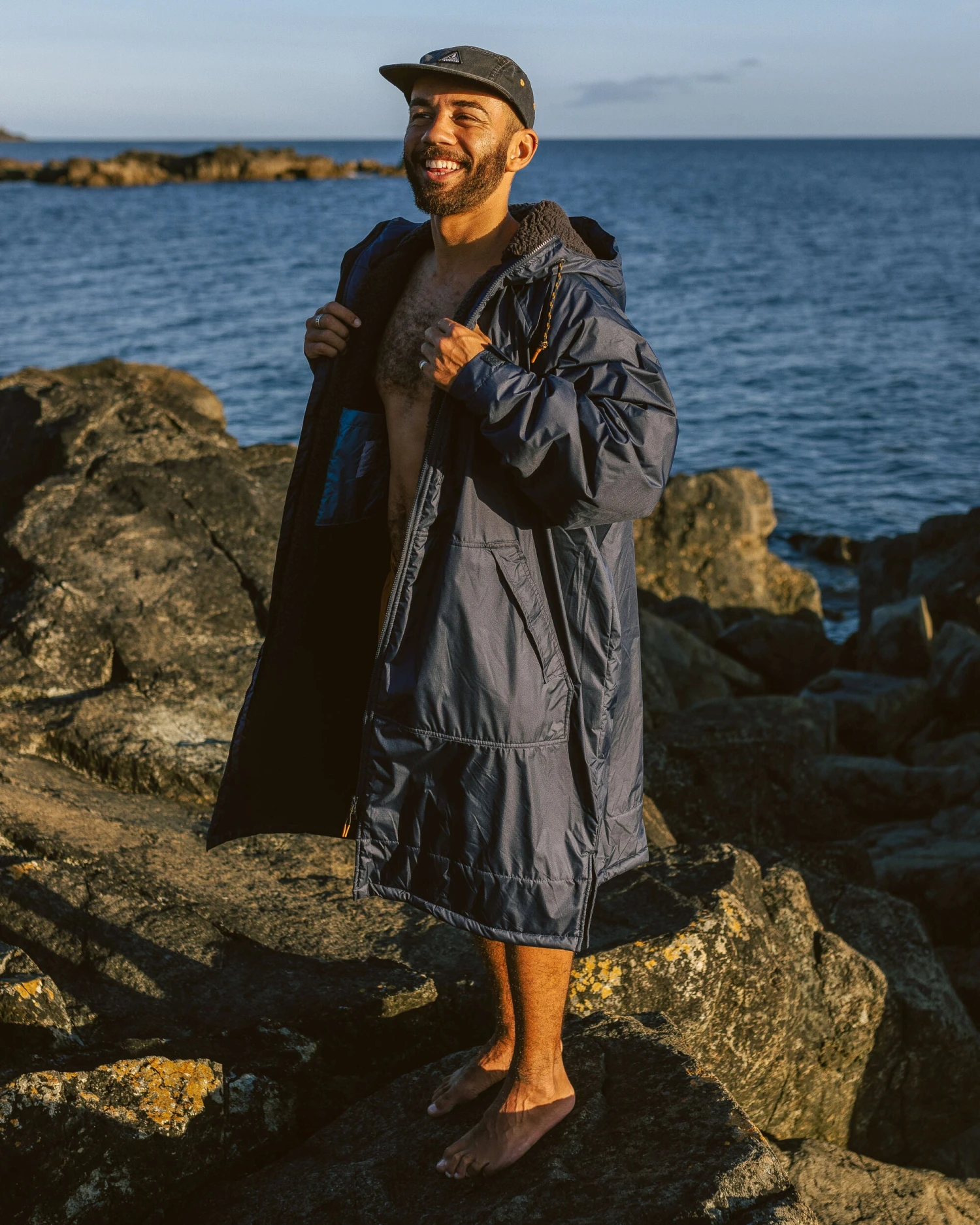 Waves Recycled Sherpa Lined Changing Robe - Rich Navy 9 Waves Recycled Sherpa Lined Changing Robe - Rich Navy - Image 7