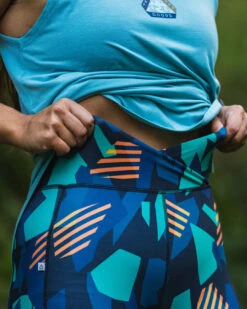 Fresh Air 2.0 Recycled Leggings - Deep Navy Camo -Passenger Clothing Store BsJZmtndeP4 OnIlp7SGJMrvbVNmzdqlFodjXq TjhI