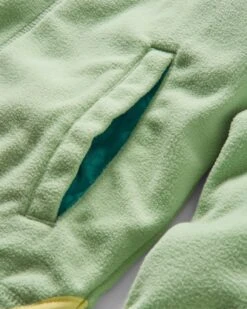 Sorrel Recycled Polar Fleece - Green Fig -Passenger Clothing Store C9tXx60tkav31g70t6eAqO5VbyLHmfi5s4aVmkVRxBs