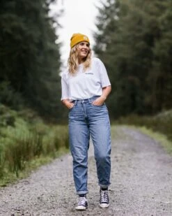 Love The Wild Recycled Cotton T-Shirt - White 21 Love The Wild Recycled Cotton T-Shirt - White -Passenger Clothing Store D3Gt9tPUsqE6QzQuV9Cc5LqYS2Cof6fUQuTHGXpjyuM