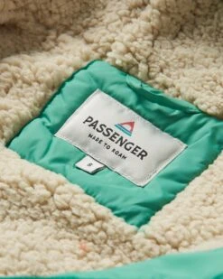 Earthy Recycled Sherpa Lined Insulated Jacket - Green Spruce -Passenger Clothing Store DjUSqDx8y4s4ZSRs920kILEMKRXV4 PBYoTbjOpAFbw