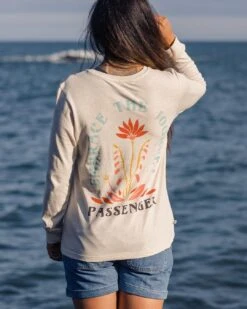 Bud Recycled Cotton LS T-Shirt - Milky Marl -Passenger Clothing Store EBAiNqdUuAMMWr9FmZk0R5VeQWk92hqRd9XI8tEt fg