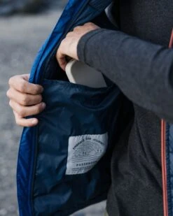 Roamer Insulated Vest - Rich Navy/Cobalt -Passenger Clothing Store EFCZyXLZ2QdyI783TaYbWbQepaRX9nWwyIDti kSU7E