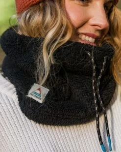 Ash Recycled Sherpa Fleece Snood - Black -Passenger Clothing Store FRlFLoKu MRFmgxpIW9llEBUfJsE0462XTmCNPWVoJQ