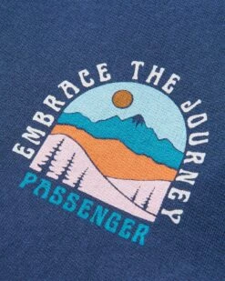 Outlook Sweatshirt - Rich Navy -Passenger Clothing Store HQHugrOYYbO9RauhcBmHDxW 8oST2gOSrSI0GhHlupc