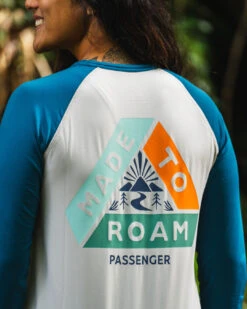 River Recycled Active LS T-Shirt - Corsair/ Vintage White -Passenger Clothing Store J9lWkYCWMiKhokfbw8byB3jS0gEJdxHe DVf5b lgsM