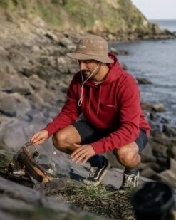 Made To Roam Hoodie - Forest Berry -Passenger Clothing Store Jl5VNSCsD5Ao5SPv4A5U2ODLgTH0G7Sxa ea rF8t0o