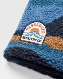 Mulled Recycled Sherpa Fleece Snood - Scenic Navy -Passenger Clothing Store K2aAubBW0yg9U h9IDOTpr9PXZzRGaxSi0PEJmPgPfI