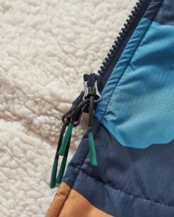 Waves Recycled Sherpa Lined Changing Robe - Scenic Navy -Passenger Clothing Store L1h8ry5h29qbXZzCMEtiSA41RDYRE23R9on10TF4uZo