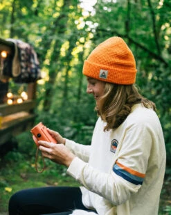 Moss Double Layer Recycled Waffle Beanie - Mandarin -Passenger Clothing Store LKLNQ0EzavGx1M0ruCCZ0ReadzY9400aK fRrZdYtTU