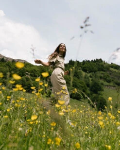 Bluebell Organic Cotton Boiler Suit - Biscuit -Passenger Clothing Store LewisBeardsJuly2023 4 5Ratio