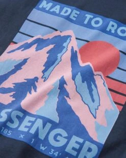 Distance Recycled Relaxed Fit T-Shirt - Deep Navy -Passenger Clothing Store M2U4ngeSDR8sx7i4FTS8QEWLeTVZlgbZwVKZ AffdnQ