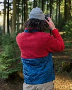 Born Explorer Recycled Polar-Lined Sherpa Fleece - Cardinal -Passenger Clothing Store M9XPSeFsJ3fnFxi7zigbipc1k1lwDhJ6TRLmVfUkUqQ