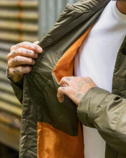 Grain Recycled Insulated Overshirt - Khaki -Passenger Clothing Store NDsLN TAZ4jjOdpI8YWvOPF1 OIPimas1gUO P80HTc