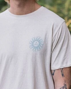 Shine Organic Cotton T-Shirt - Milky Marl -Passenger Clothing Store O6Vjem7L5v vGpPDVjB5QiR83iZ1oigB pRm4Y0p Sk