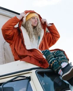 Escapism Recycled Sherpa Lined Changing Robe - Rust -Passenger Clothing Store Ou9vFuOy0 3SpOK4N8lkHah1uIQ8i4VD2MoKfT6UvZU