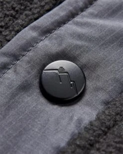 Solace Recycled Sherpa-Lined Polar Fleece - Black -Passenger Clothing Store P9ZQS78 Y9B7KYRKVu csX3kqqnXtVGoupSQZJQv9I