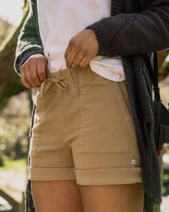 Carriso Organic Cotton Short - Biscuit -Passenger Clothing Store TY102 137 4 5Ratio