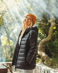 Pow Recycled Insulated Jacket - True Black