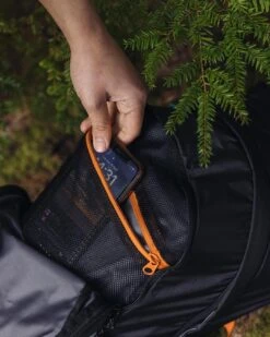 Track Recycled 20L Backpack - Black -Passenger Clothing Store TY91 279 4 5Ratio 2 0001 TY103 416