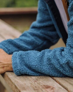 Born Explorer Recycled Polar-Lined Sherpa Fleece - Blue Steel -Passenger Clothing Store TY91 279 4 5Ratio 2 0003 TY107 324