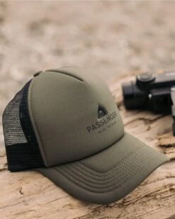 Beechey Snapback Trucker Cap - Khaki