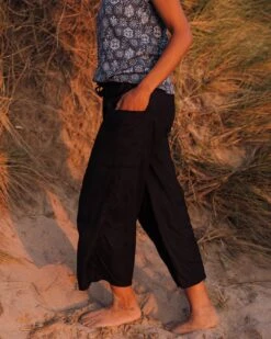 Hazel Woven Trouser - Black