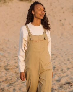 Faye Organic Cotton Dungarees - Biscuit -Passenger Clothing Store TY91 279 4 5Ratio 2 0021 TY104 404