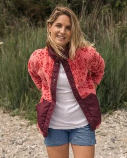 Navegado Recycled Polar Fleece - Large Tile Rose -Passenger Clothing Store TY91 279 4 5Ratio 2 0021 TY112 215