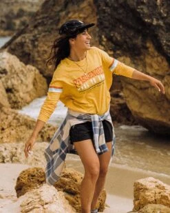 La Sarena Recycled Cotton Oversized LS T-Shirt - Ochre Yellow -Passenger Clothing Store TY91 279 4 5Ratio 2 0026 Tees 58