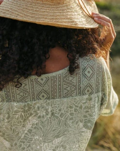 Ambrose Oversized Dress - Pistachio Floral -Passenger Clothing Store TY91 279 4 5Ratio 2 0041 TY113 240